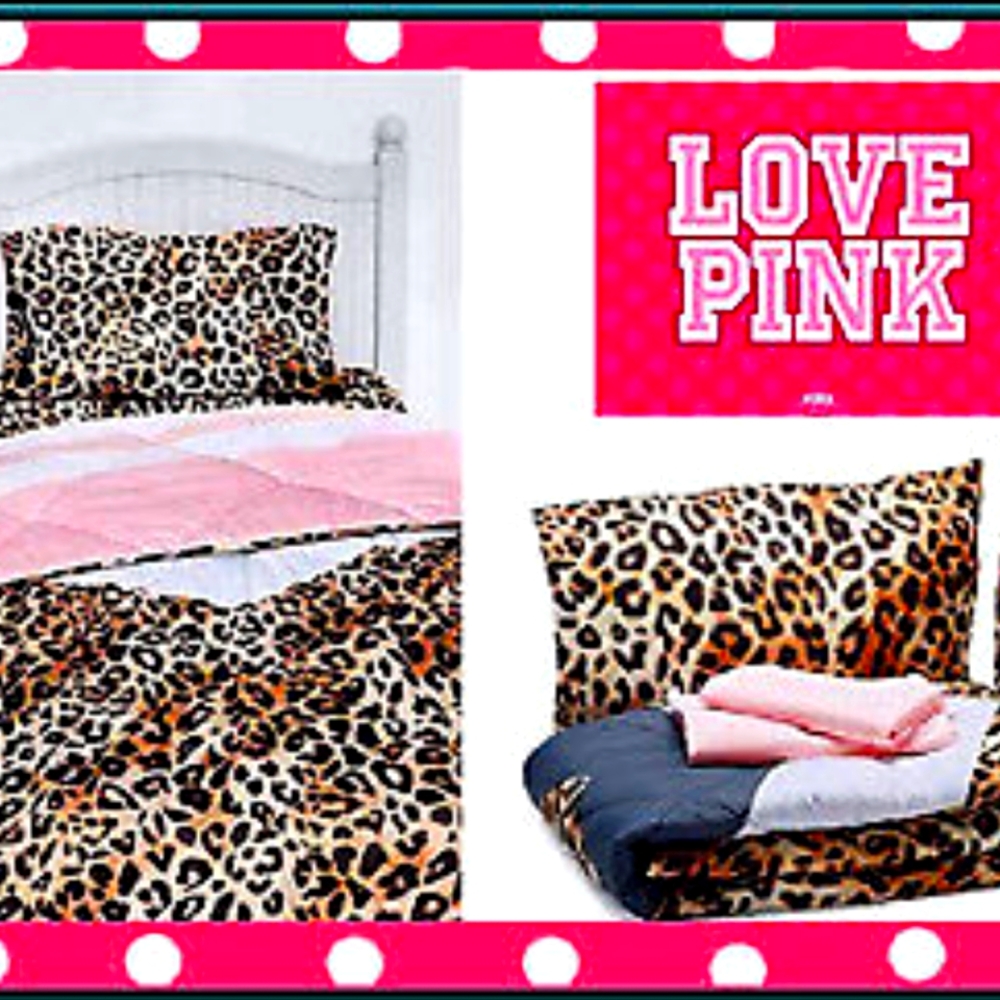 NEW VS PINK BED IN A BAG